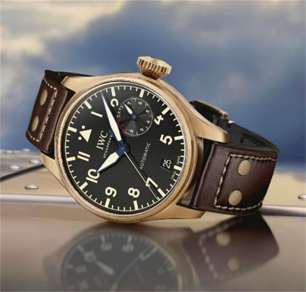 万国手表机芯生锈了处理技巧是什么（图）