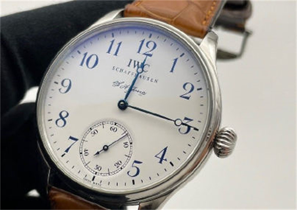 万国手表表盘生锈怎么解决（图）