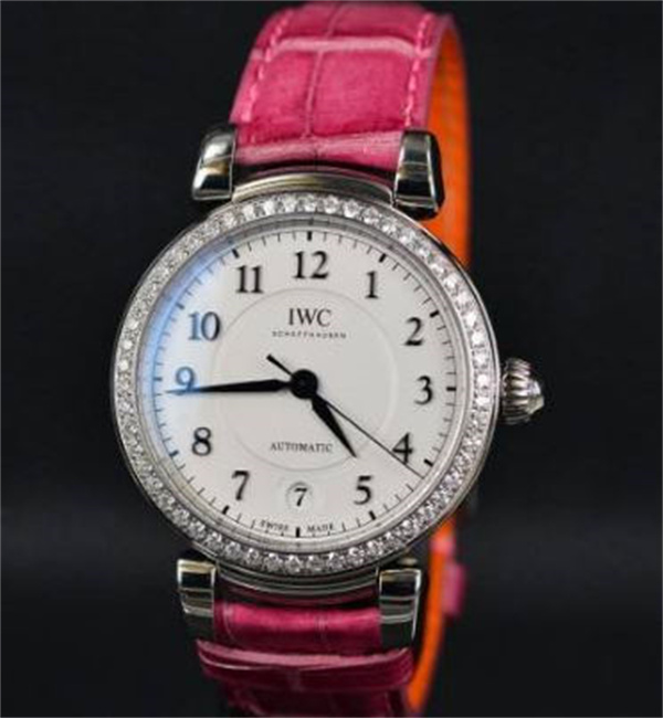 万国腕表进水了处理方法（图）